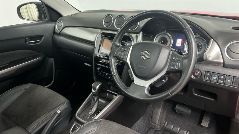 Suzuki Vitara Photo cohere-41be1e6ad003c6911436fac70c2fc40f4df6450c.jpg