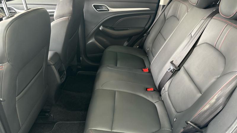 MG ZS Photo cohere-41f070a6f2213f85ee7a45003b8595b2b2124fd1.jpg