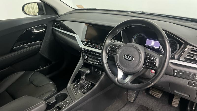 Kia NIRO Photo cohere-427b800352392fca46816f0512934799efabe342.jpg