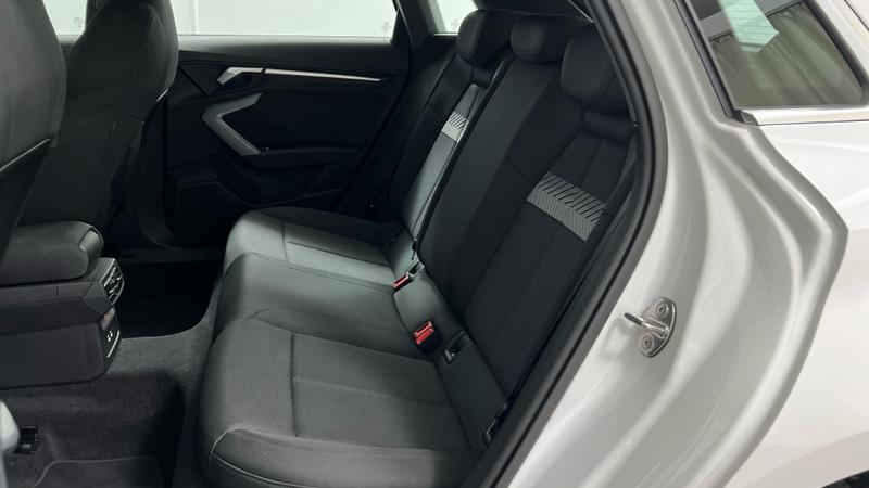 Audi A3 Photo cohere-42bd5fcb7d23d9de7ad58e0dd8ba63fbd91f6136.jpg