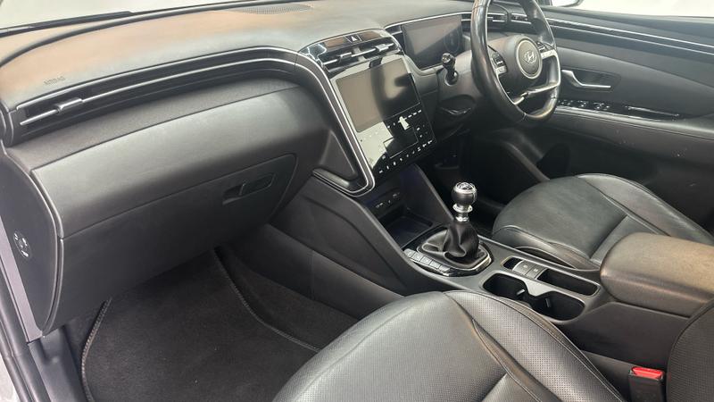 Hyundai TUCSON Photo cohere-42d09cc1be14326255164d844da69d559ad935f2.jpg