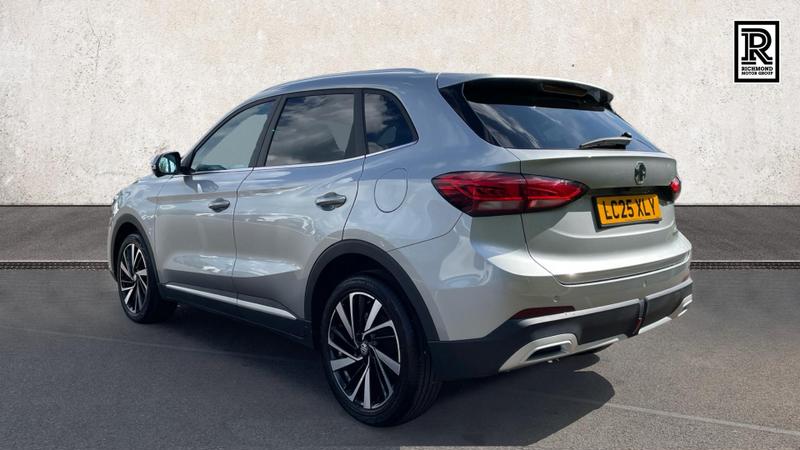 MG MG ZS Photo cohere-438e339892c2ee87828e3f7f820ebc3af4f89e49.jpg