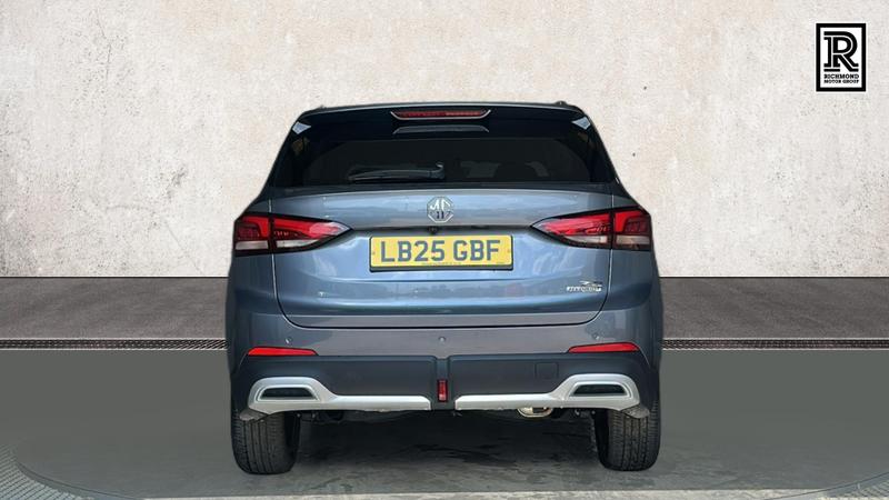MG ZS Hybrid+ Photo cohere-43c299db1d2fe0b6eddd9c1ab1ae677f3024a56b.jpg