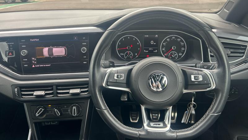 Volkswagen Polo Photo cohere-4419f963d158814f9d9f881d785501aa453d4328.jpg