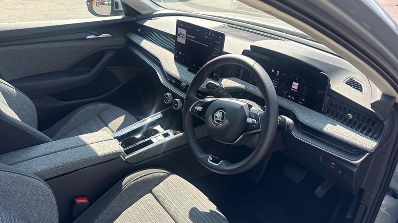 Skoda SUPERB Photo cohere-44fa0430bfe69c70f1d95bda1d87946ad5b4b4c9.jpg