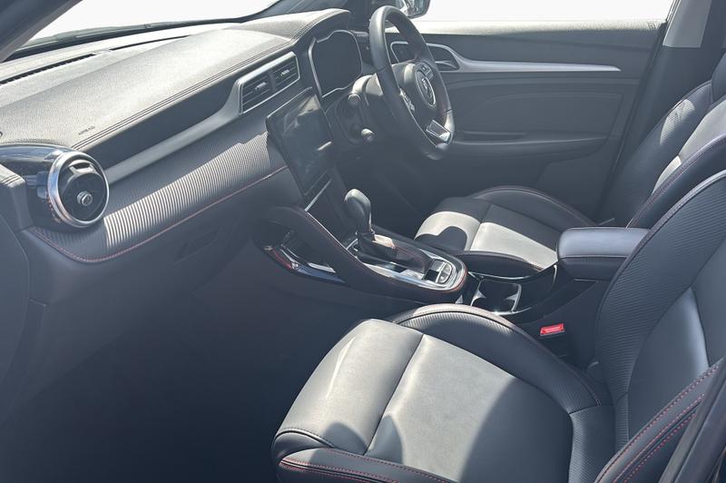 MG ZS Photo cohere-45401842f376bd2737ab5207dd0323031cc2a895.jpg