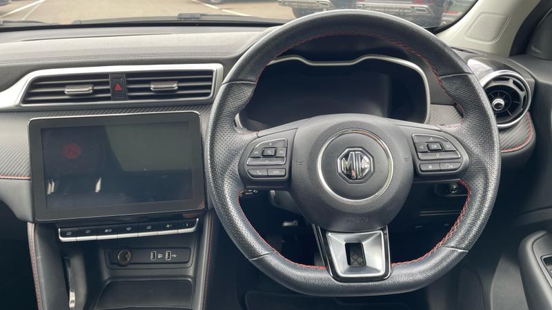 MG ZS Photo cohere-458e79c81a0c10b5b3b1522beb8335bb5f466f1f.jpg