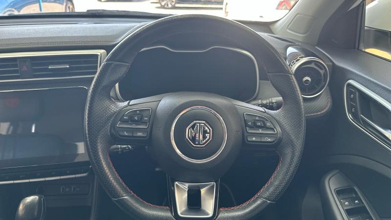 MG MG ZS Photo cohere-46dda79fc36bc8ad7ddf2c54288322bacffa0f17.jpg