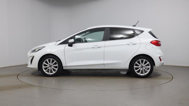 Ford FIESTA Photo cohere-48934de944a8d82b7f74cbaa8dd8d6c16bc9a184.jpg