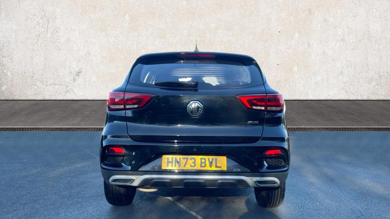 MG MG ZS Photo cohere-48c478ee8c076f89464c51259e99d43b8ad473d4.jpg