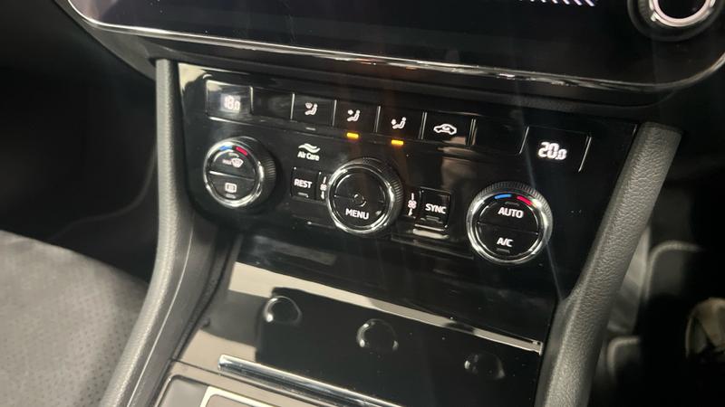 Skoda Superb Photo cohere-49909512808e53c4d3f9fcddd7498763549fca72.jpg