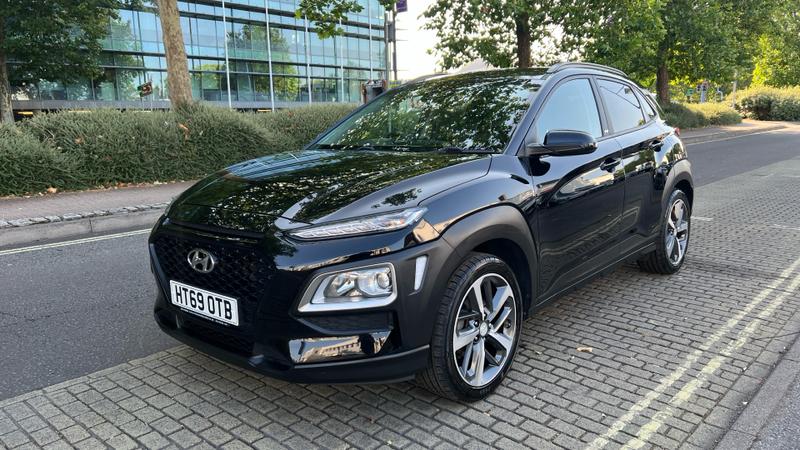 Hyundai KONA Photo cohere-4a4d3eeddc2fa1b4811e8ac74ff0136276d8b7b4.jpg
