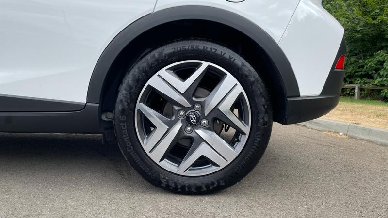 Hyundai BAYON Photo cohere-4ab878dcd420aac399c8abdebc7b38322784b56a.jpg