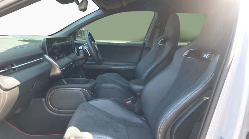Hyundai IONIQ 5 Photo cohere-4b88c168b827159c13495083c842c3bc275f4877.jpg