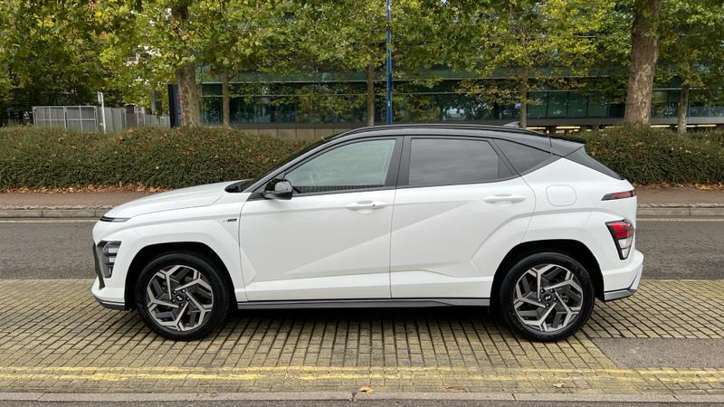 Hyundai KONA Photo cohere-4ba1512687b43c9fc244ba2463ca75df3675cecd.jpg