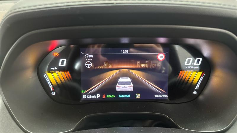 MG ZS Hybrid+ Photo cohere-4c2e533a18c2de1c0cfc852fd30d79d1b572654b.jpg