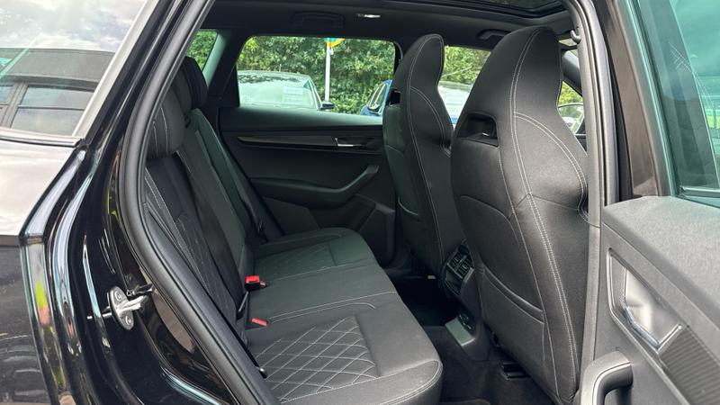 Skoda KAROQ Photo cohere-4c50be0f4114a3a8de8bfcc89b5d2980f4b9e2c2.jpg