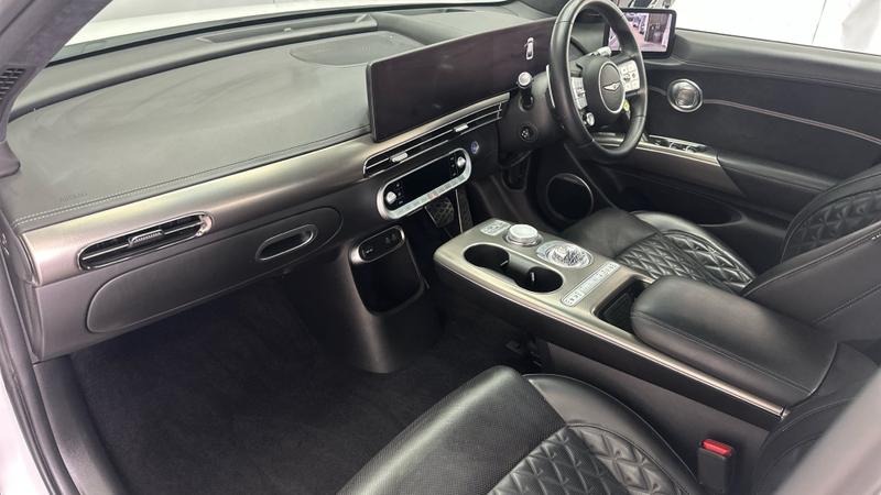 Genesis GV60 Photo cohere-4cce57950d23b86ce8ea16912f1e3fcfd04bea44.jpg