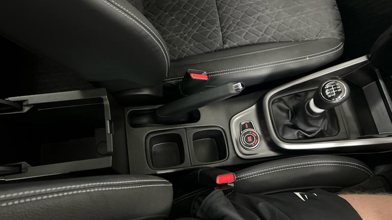 Suzuki VITARA Photo cohere-4ccebc78cbb0453e20668691ba2104e61ab6a691.jpg