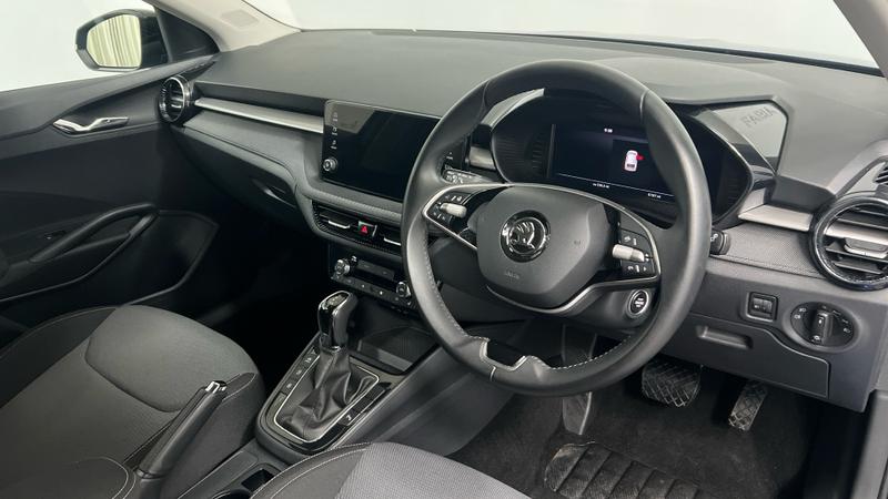 Skoda FABIA Photo cohere-4ce95793fa5ae0bdb0aec778e9b4c1ba48af112b.jpg