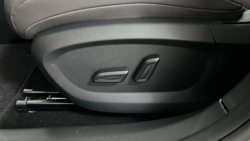 MG MGS6 EV Photo cohere-4cf0c5e8691db0cc7353735a91eb5fa291b603db.jpg