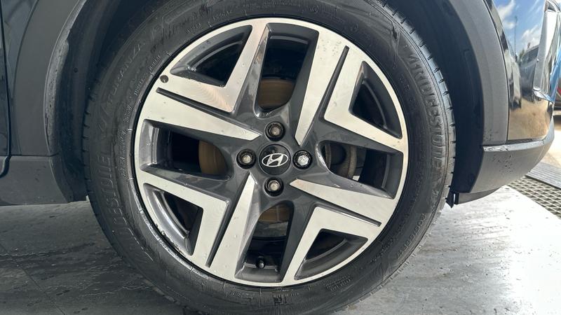 Hyundai BAYON Photo cohere-4d0117ffe57c1b40e2d0508259e02afebe94aed1.jpg