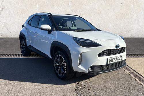 Used 2023 Toyota Yaris Cross 1.5 VVT-h Excel SUV 5dr Petrol Hybrid E-CVT Euro 6 (s/s) (116 ps) White at Richmond Motor Group