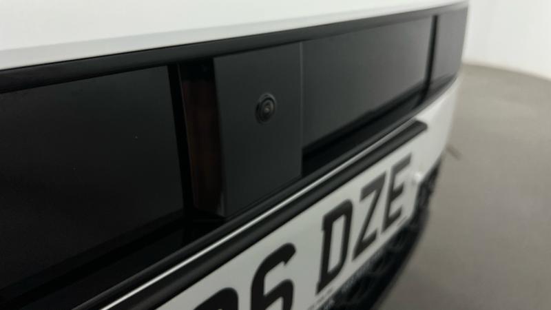 Hyundai Santa Fe Photo cohere-4dbec1072074178c9c2bda7e9c671e83cc43ab5f.jpg