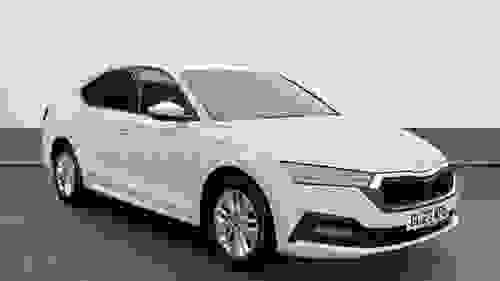 Used 2023 Skoda Octavia 1.5 TSI ACT SE Technology Hatchback 5dr Petrol Manual Euro 6 (s/s) (150 ps) White at Richmond Motor Group