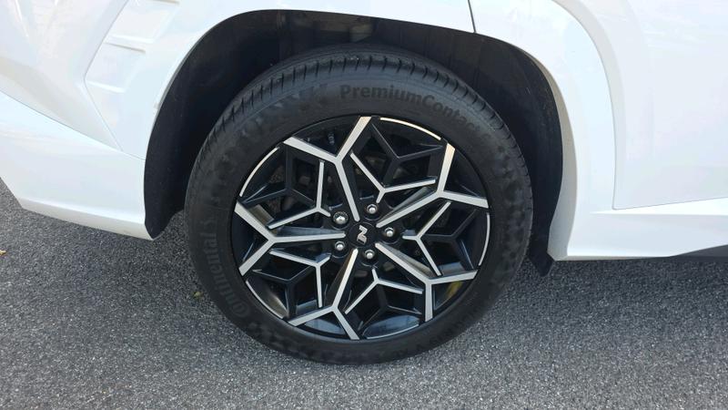 Hyundai TUCSON Photo cohere-4e9a3399bd7ed5c0220f714c50b005fa83fcc515.jpg
