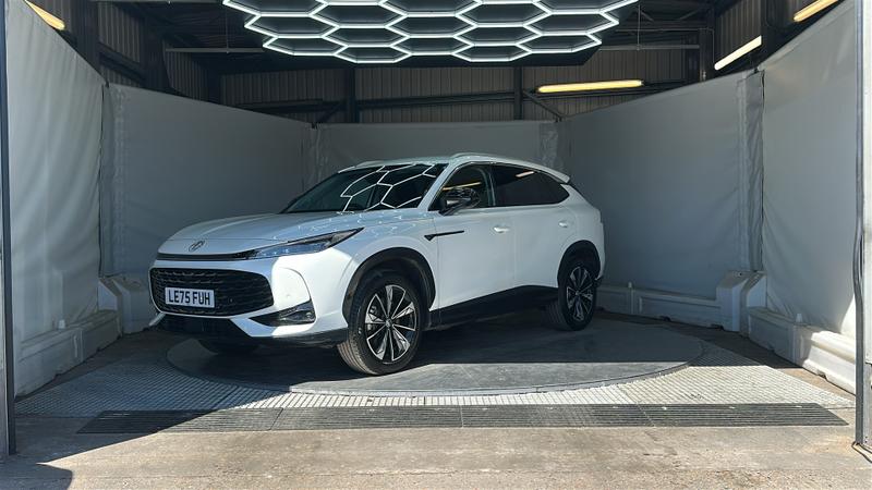 MG HS Hybrid+ Photo cohere-4ea2d9077fa97cf0acb5001b2c302ee4e70e4347.jpg