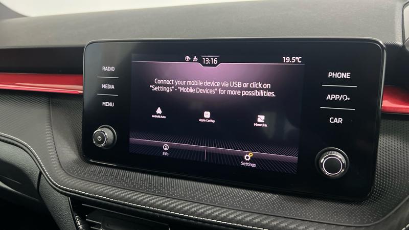 Skoda FABIA Photo cohere-4ee2ce13639b24917b08120736f36c208905d44f.jpg