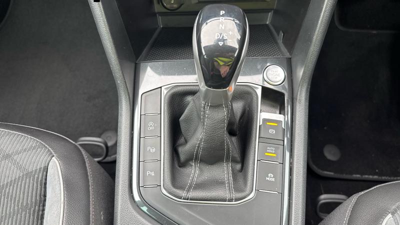 Volkswagen Tiguan Photo cohere-4f71d4a9b10c43782ca6aadcd880c8a6fab952c3.jpg