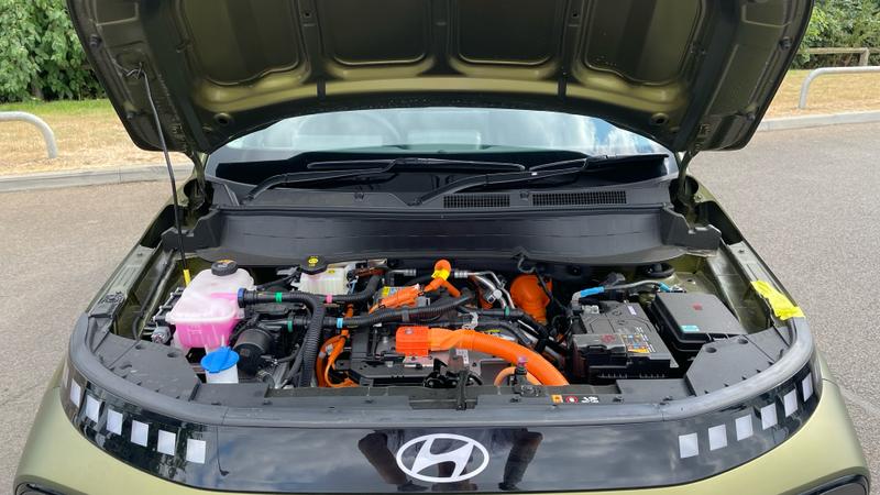 Hyundai INSTER Photo cohere-4f72d981df5c7bb7ea045d4b9cad3aebc1339d0f.jpg