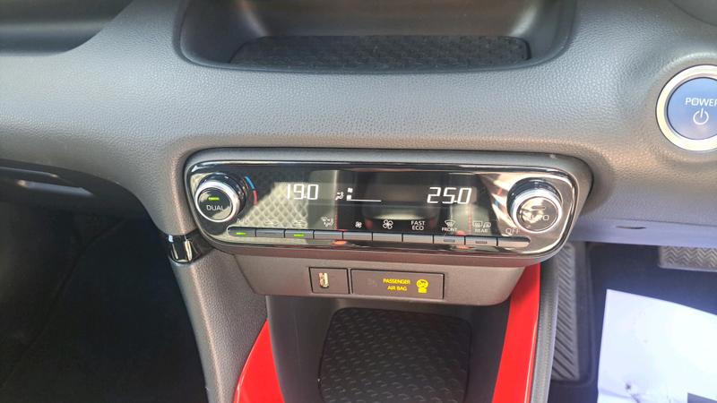 Toyota Yaris Photo cohere-4fd308566ddf41c903541ac698068075d2a8c8b1.jpg