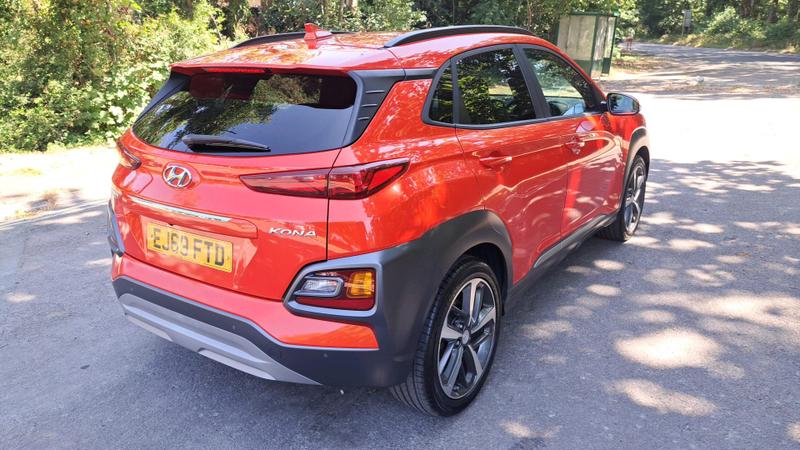Hyundai KONA Photo cohere-50ac62a8cd0876e3cb54fece1aebafbf091c8117.jpg