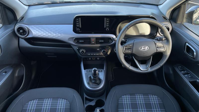 Hyundai i10 Photo cohere-50dc4588b94c7d5e846c8a5bf060e9531589c8ff.jpg