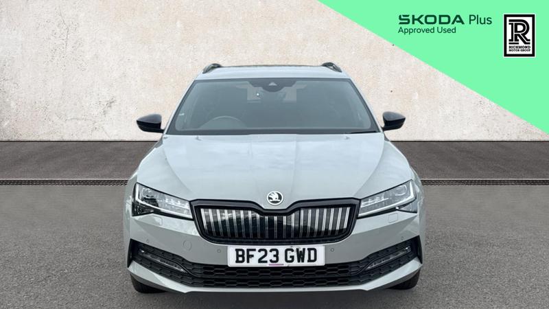 Skoda SUPERB Photo cohere-50fbe1bd0083fabe4882d39ac193788e6c61b334.jpg