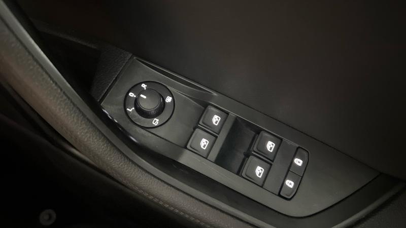 Skoda SUPERB Photo cohere-5139fd63111c3911017b99820e5626fd4c395f35.jpg