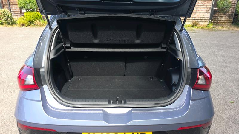 Hyundai i20 Photo cohere-51b9205262987da822ba4eddc680f9c3d7cb06f7.jpg