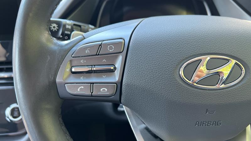 Hyundai IONIQ Photo cohere-51cd9434e380e58f7ef10477db74afcc456c5490.jpg