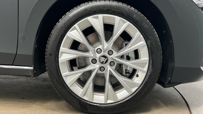 Skoda SUPERB Photo cohere-5219ddf71c000b41ebb88d33bc1365684767687b.jpg