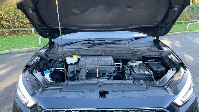 MG MG ZS Photo cohere-5260d6dc22a518dc9d09cf3f2e7ec03c99ad4519.jpg
