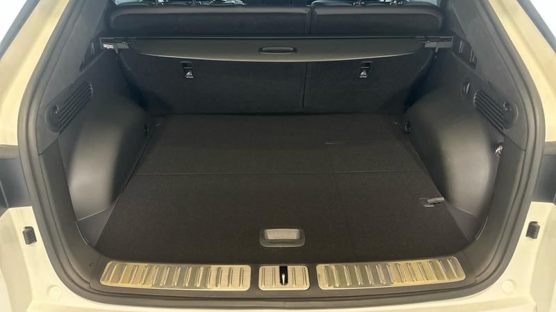 Genesis GV60 Photo cohere-52b2f1ce21af28815813dd8059004bd15b98d155.jpg