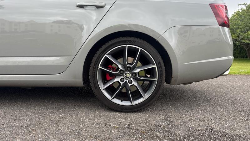 Skoda Octavia Photo cohere-536a8827dc353c58532cade72f5118d8bba31e8f.jpg
