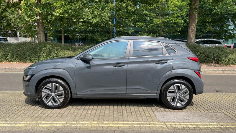 Hyundai KONA Photo cohere-53d54448679b5d567ebcd784f2a5736619b068a3.jpg
