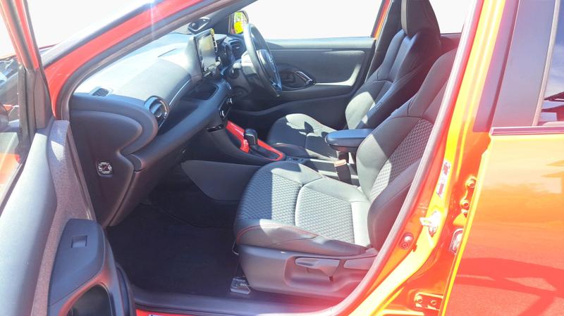Toyota Yaris Photo cohere-54e0e65cacf948ba8b98be763b18d4d6b16a66b4.jpg