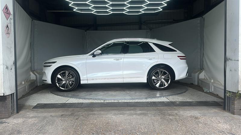 Genesis GV70 Photo cohere-5511aa8ffb4e6465b6da22080e06f2a4245982fb.jpg