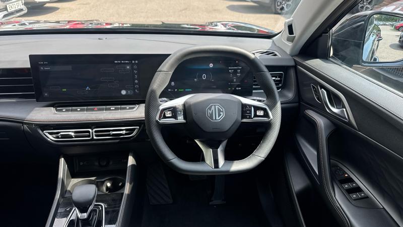 MG HS Hybrid+ Photo cohere-555cbfba4ebcfec6a9c229763d7f6c9614670951.jpg