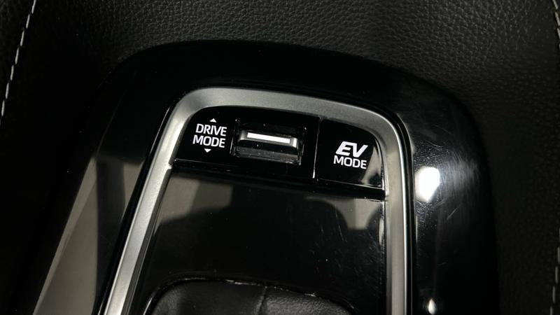 Suzuki SWACE Photo cohere-556709ea03d310a3f352ed821746fdd876f470de.jpg